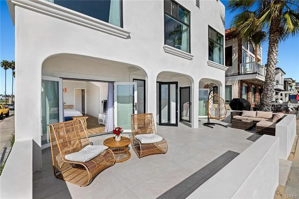 Oceanfront M Boutique Hotel 0*, Lido Isle
